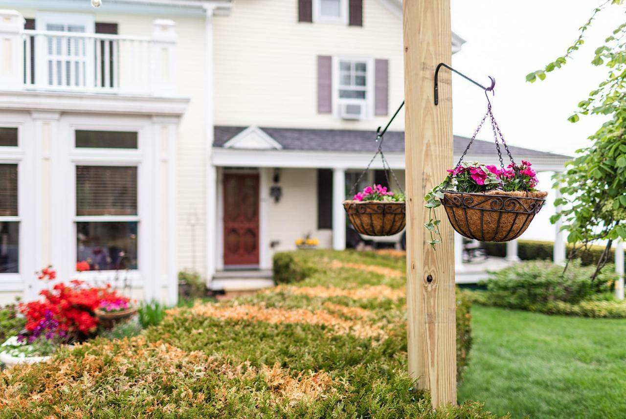 Spouter Inn Bed & Breakfast Lincolnville Bagian luar foto